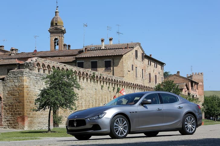 New Maserati Ghibli photo gallery